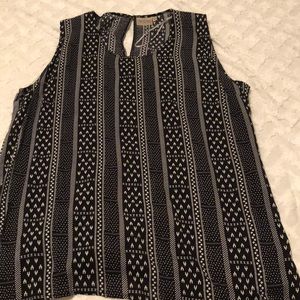 Danielle sleeveless top